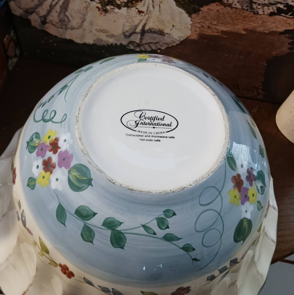 Certified International Floral Large 13"×7" Pasta Serving Bowl🍲A 🎁VINTAGE GEM. - Picture 9 of 16